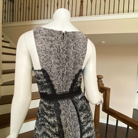 BCBG Max Azria High Low Animal Print Maxi - JJ0366 - Picture 6 of 12